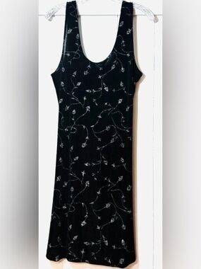EUC Pretty Newport Black w/Silver Floral Vines Stretch Mini Dress (Semi Sheer)
